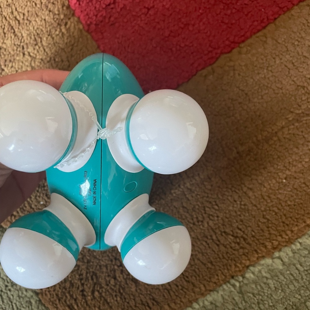 Little massage machine